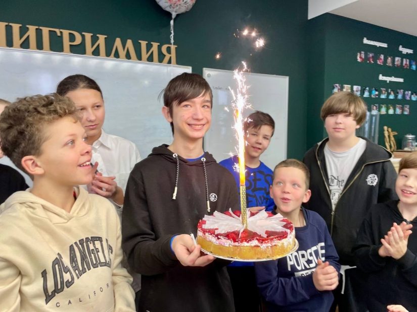 Подростковый клуб «Пилигримия»: встреча курса «Я в храме»