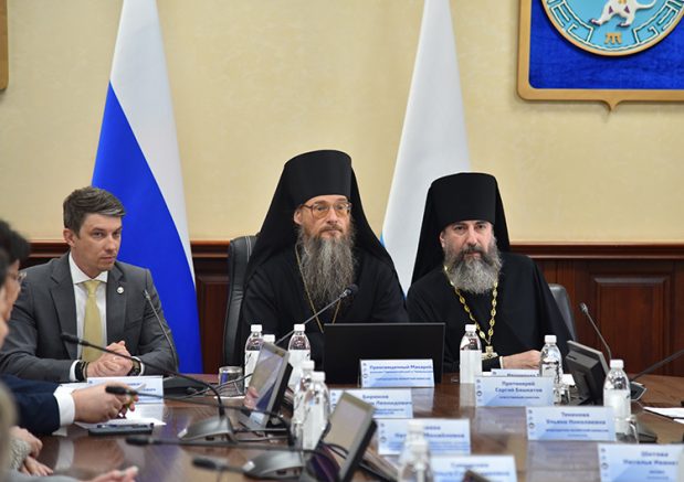 В Горно-Алтайске подведены итоги II межрегионального этапа конкурса «За нравственный подвиг учителя» по Сибирскому федеральному округу