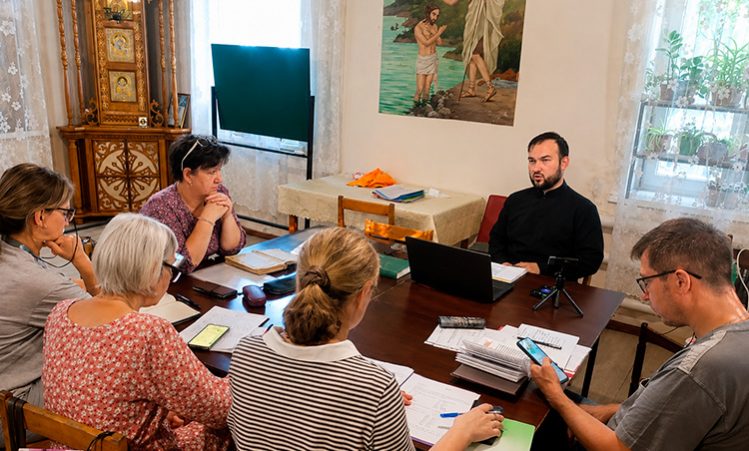 В Успенском храме Ряжска реализуется проект «Лето с пользой»