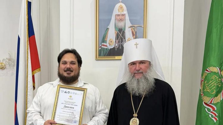 Председатель СОРОиК встретился с победителями конкурса видоеблогинга «Исследуйте Писания – 2026» из Московской епархии
