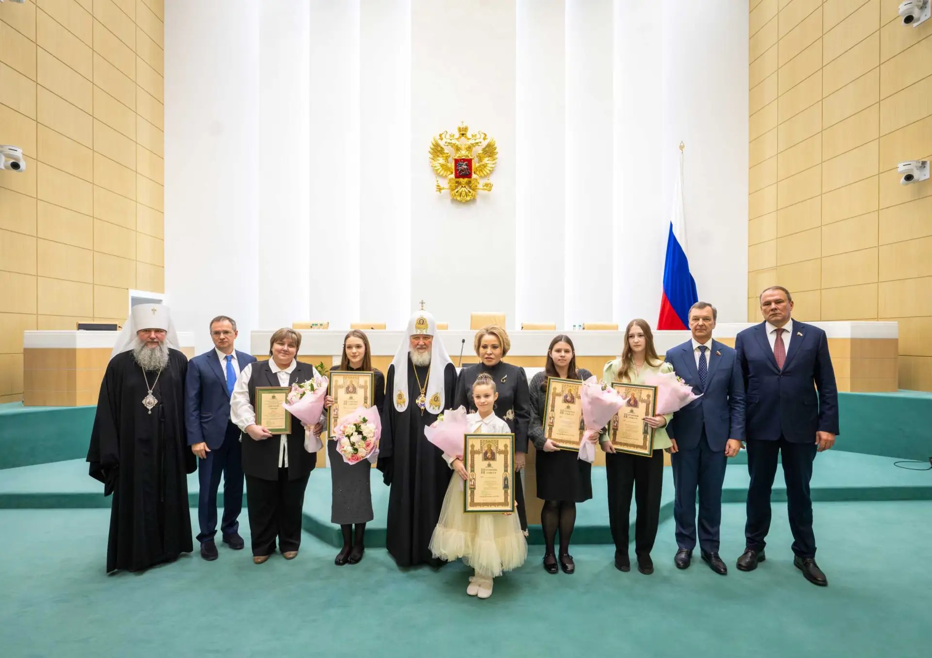 В поддержку юных талантов стартует XXII Международный конкурс детского творчества «Красота Божьего мира: народы единой России»