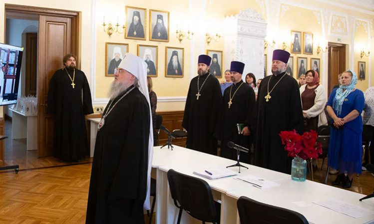 Глава Красноярской митрополии возглавил епархиальный педагогический совет