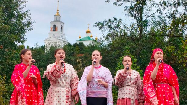 В Скопинской епархии прошел XV межмуниципальный православный молодежный слет «Сквозь время – к истокам»