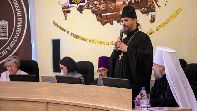 В Воронеже прошел первый православный студенческий форум «Домовые храмы в вузах – общее дело»