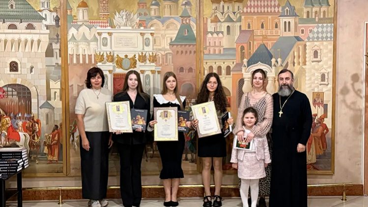 В Санкт-Петербурге прошел финал интеллектуальной игры «Пять локтей до сажени»